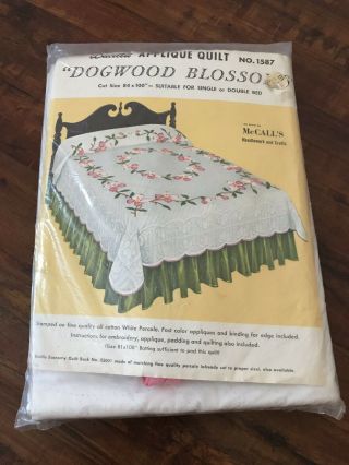 Bucilla Applique Quilt Dogwood Blossoms 1597 84 " X 100 " Single Or Double Bed