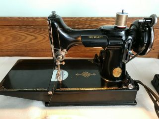 1937 Singer 221 - 1 Featherweight Sewing Machine Serviced,  Case And Attachments