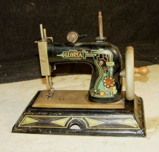 Estate Antique Vintage Casige Gloria 1050 Child Toy Crank Sewing Machine