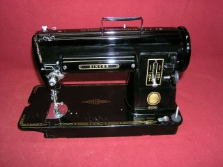 1955 Singer 301A SHORT BED Slant Sewing Machine w/Pedal/Button/Att 4