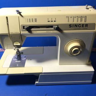 Vtg White Singer 2502 C Electronic Control Sewing Machine