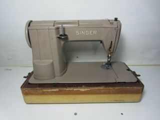 Singer 301A Sewing Machine W/ Case And Pedal 2
