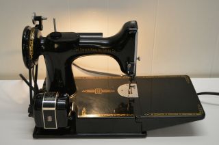 SINGER 221 - 1 Featherweight Sewing Machine w/Pedal,  Case,  Attachments 9