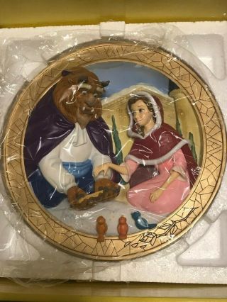 / Nrfb Disney Beauty And The Beast 3d Plate " Friends At Last " 2628 / 5,  000