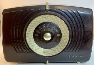 Vintage Rca Victor Model X - 551 Bakelite Radio