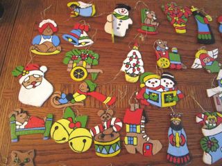 98 Wood Wooden Christmas Tree Ornaments Hand - Painted Flat & 3D 2 - Sided 7