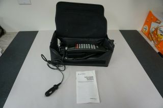 Vintage Motorola Cell Mobile Bag Phone Model Scn2500a In Carrying Case