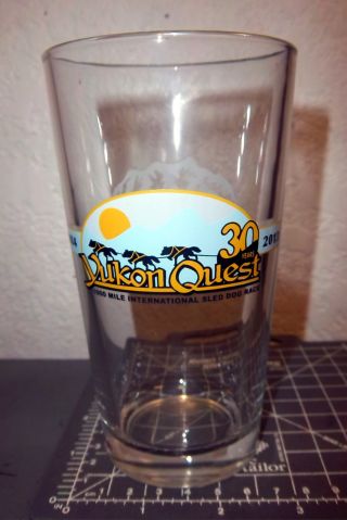 2013 Alaska Yukon Quest Dog Sled Race Beer Glass,  Alaska Brewing Co 5.  75 In Tall