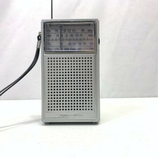 Vintage Realistic Model 12 - 613a Am Fm Tv1 Tv2 Transistor Radio Shack Tandy