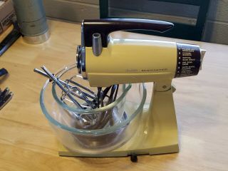 Vintage Sunbeam Mixmaster Stand Mixer With 2 Fire King Glass Bowls Ex 1960 