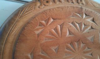 Vintage Carved Wooden Bread Board Kitchenalia 5