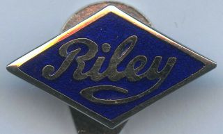 Riley Vintage Enamel Car Logo Button Hole Badge Pin
