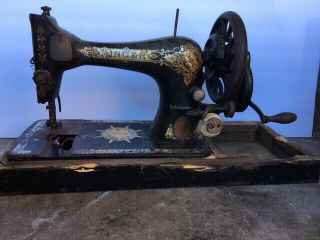 Vintage Antique Iron Hand Crank Singer Sewing Machine With Case And Cover