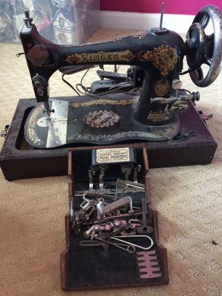 Vintage Singer Portable Electric Sewing Machine Black W/ Gold Detail