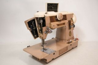 1950s SINGER 401A HEAVY DUTY INDUSTRIAL SEWING MACHINE DENIM LEATHER RUNS STRONG 4