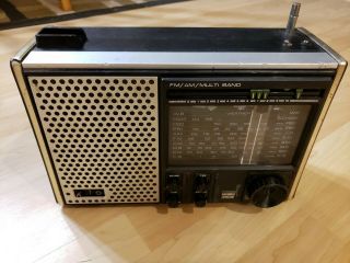 Vintage Montgomery Ward GEN - 1476A PB2/1/FM/AM/CB Shortwave 8 Band Airline Radio 2