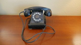 Bell System - - Western Electric Vintage Model 302 Rotary Telephone - - Metal Body