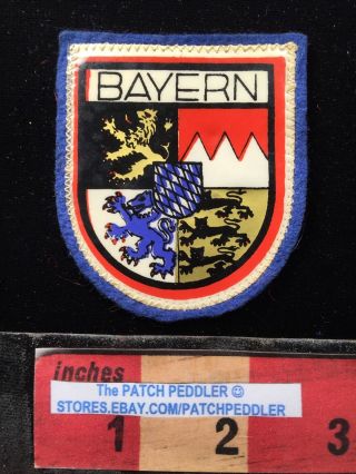 Vtg.  Bayern Germany Souvenir Ski Jacket Patch 62k4