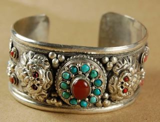 Handmade Vintage Style Hand Made Tibet Silver Gemstone Cuff Bracelet