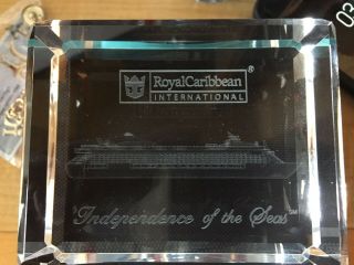 Royal Caribbean Independence Of The Seas Crystal Block Paperweight Nib