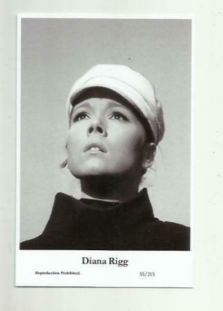 N482) Diana Rigg Swiftsure (55/215) Photo Postcard Film Star Pin Up Avenger