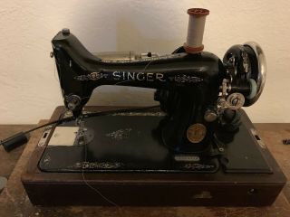 Vintage 1922 Singer Model 99 Electric Sewing Machine With Bentwood Case