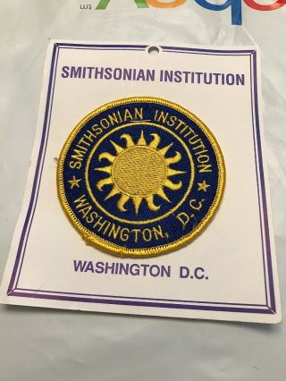 Vintage Smithsonian Institution Washington D.  C.  Souvenir Patch On Card