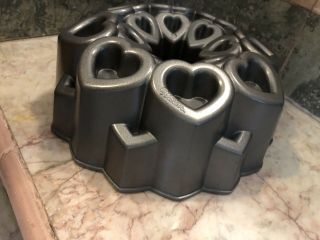 Wilton Hearts Bundt Cake Pan 10 Cups Heavy Cast Aluminum 5