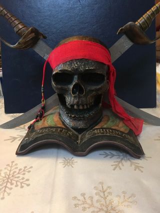 Pirates Of The Caribbean The Curse Of The Black Pearl Skull 2 Swords
