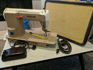 Singer 301a Heavy Duty Slant Needle Long Bed Sewing Machine W/case & Accessories