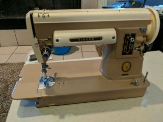 Singer 301A Heavy Duty Slant Needle Long Bed Sewing Machine w/Case & Accessories 4