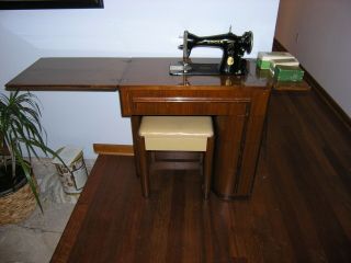 1938 Vintage Model 15 Singer Sewing Machine In No.  42 Cabinet W/ Bench/