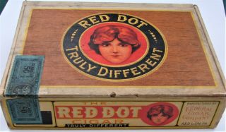 Red Dot Panetela Cigars - Federal Cigar Co.  Red Lion Pennsylvania - antique box 3