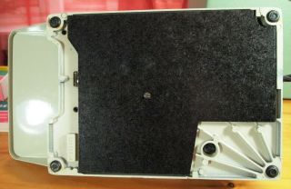 Near Singer Featherweight 221 K White Sewing Machine Green Locking Case Key 7