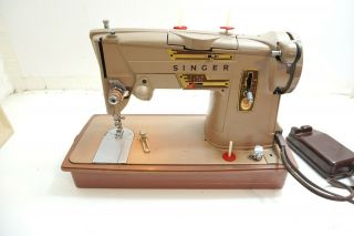 VINTAGE SINGER MODEL 328K HEAVY DUTY SEWING MACHINE RUNS AND SMOOTH 2