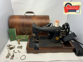 Vintage 1950s Singer Sewing Machine In Lock Box Matte Black128 - 23