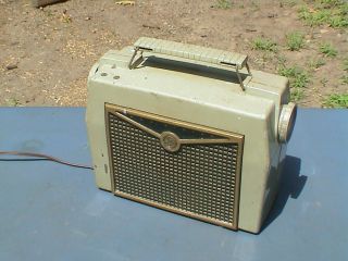 Vintage Bakelite Case Rca Victor Portable Tube Radio Model 6 - Bx - 8a