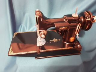 Singer Featherweight 221with Case And Accessories