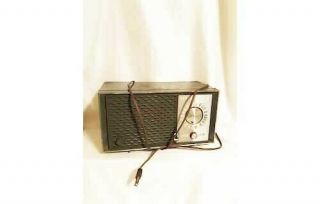 Vintage Zenith Am/fm Radio,  Model H723