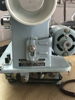 Dressmaker Deluxe Push Button Zig - Zag SWA - 2000 Heavy Duty Vintage Sewing Machine 7
