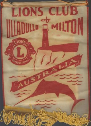 1 Lions Club Ulladulla Milton Australia Pennant/flag Approx 26 X 19 Cm S/h