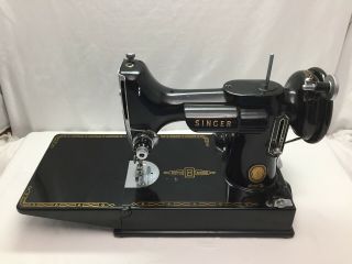 Singer 221 Featherweight Sewing Machine W/case Attachments 1955 Am166840 Nmint