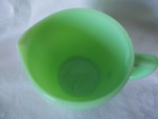 Vintage Jadeite Green 2 Cup Measuring cup 3 1/2 