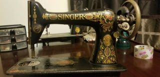 Singer Sewing Machine Model 66 Antique/vintage 1911