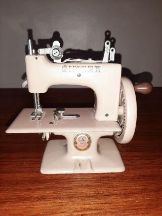 Sweet Antique Toy Singer Sewing Machine C1910