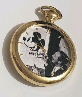 Walt Disney Mickey Mouse Everlasting Time Watch Collector Club Series Vii