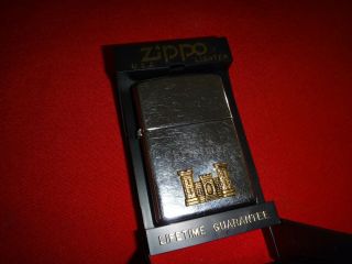 Year 2006 Zippo Lighter Merry Christmas Us Army Engineer Corps Logo,  Box Papers