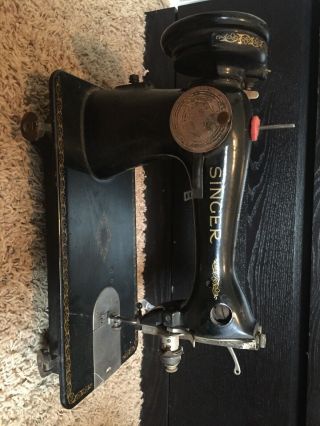 Antique Collectible The Singer Manufacturing Co Ef071938 Sewing Machine