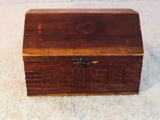 Vintage 1930s - 40s Log Cabin Cigar Box,  Pressed Cedar,  Labels On Bottom,