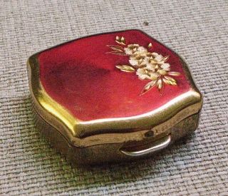 Vintage Pill Box Stratton England Red Enamel Floral Carving On Brass Decor 250f